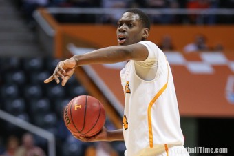 Vols Fall at Alabama, 68-65