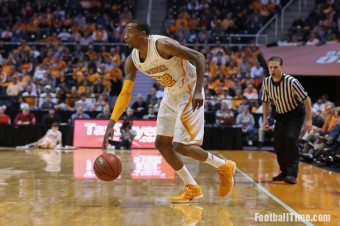 Vols Torch Tigers, 82-72.