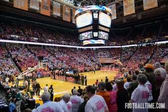 Lady Vols Live Pink, Bleed Orange, Defeat Vanderbilt.