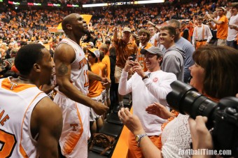 Vols improve NCAA standing, beat Missouri 64-62.