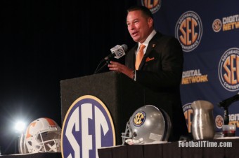 Tennessee adds five commitments during “Foundation Week.”