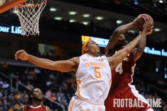 In exhibition action, Vols down Florida Southern, 105 to 80.