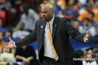 VolFeed: Cuonzo Martin Bolts, Twitter Reacts