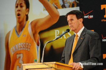 Tennessee basketball coaching search update